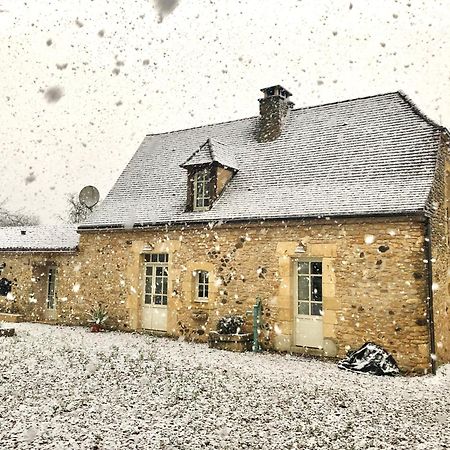 Les Perroutis Villa Saint-Alvère Buitenkant foto