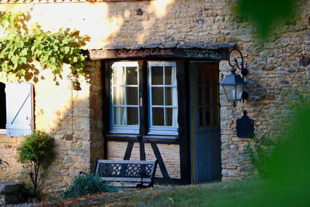 Les Perroutis Villa Saint-Alvère Buitenkant foto