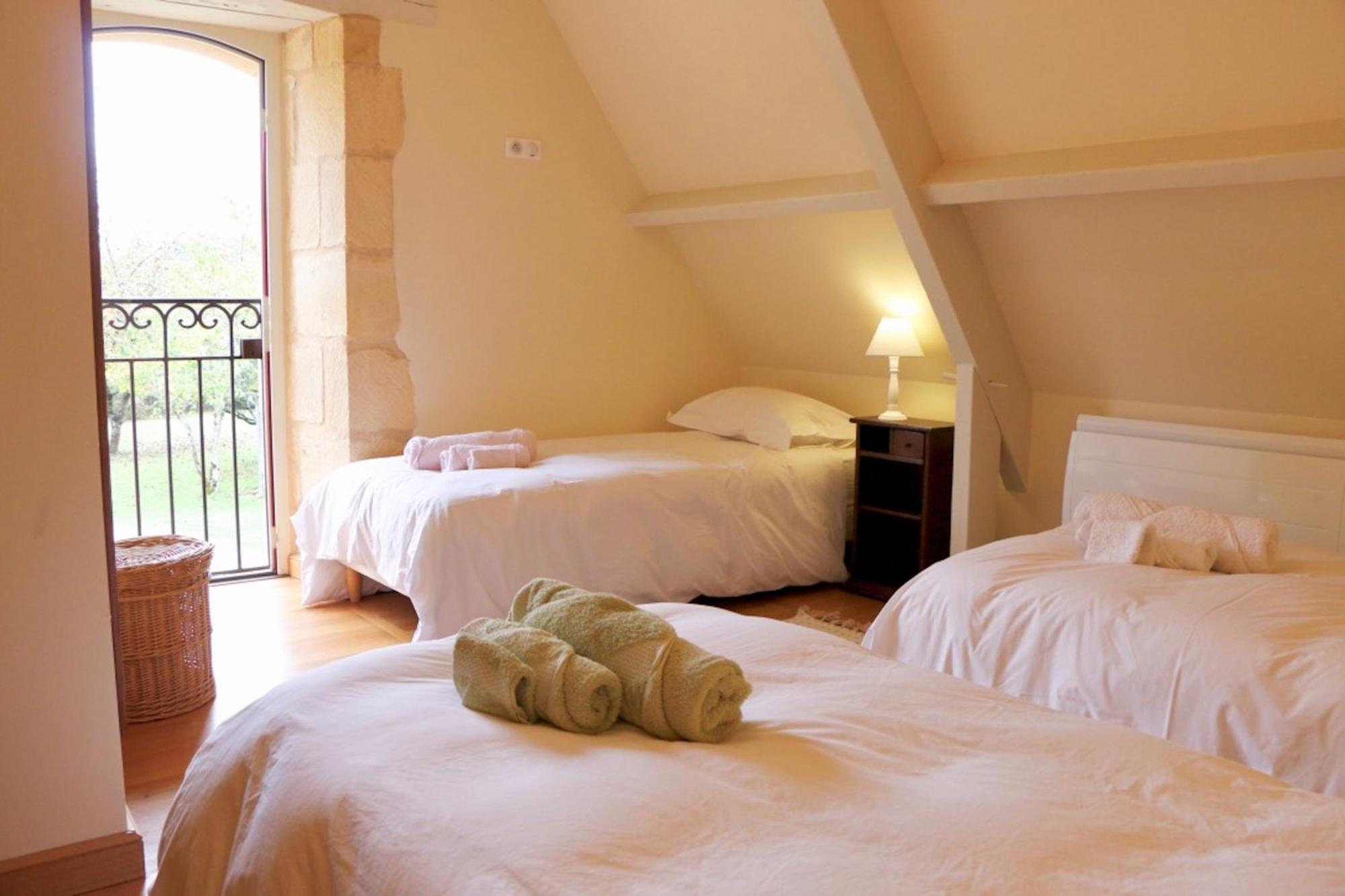 Les Perroutis Villa Saint-Alvère Buitenkant foto